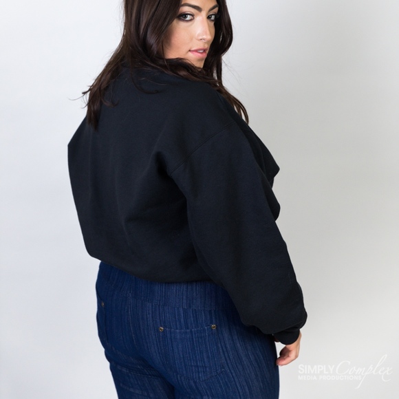 Plus Size Dark Wash Denim Knit Legging - Picture 7 of 8